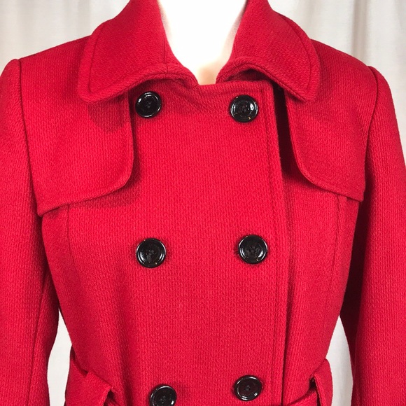 Warm and Stylish winter coat 🧥❄️ - Picture 2 of 7